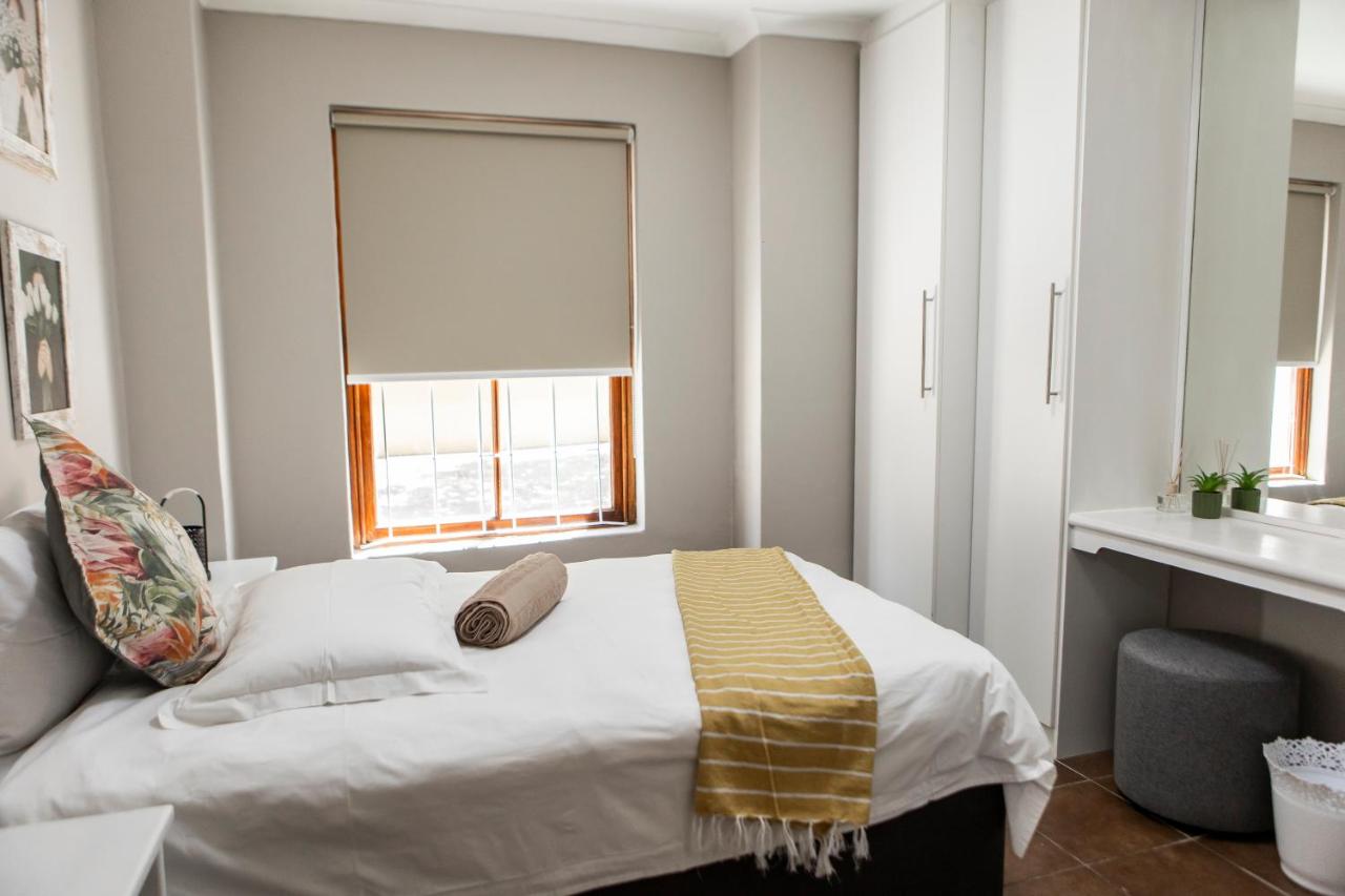 Two-Bedroom Standard Apartment — photo 1