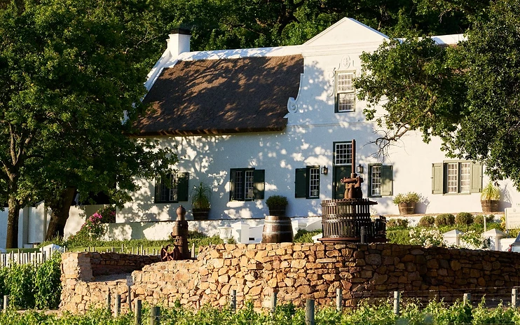 The Manor House — photo 1