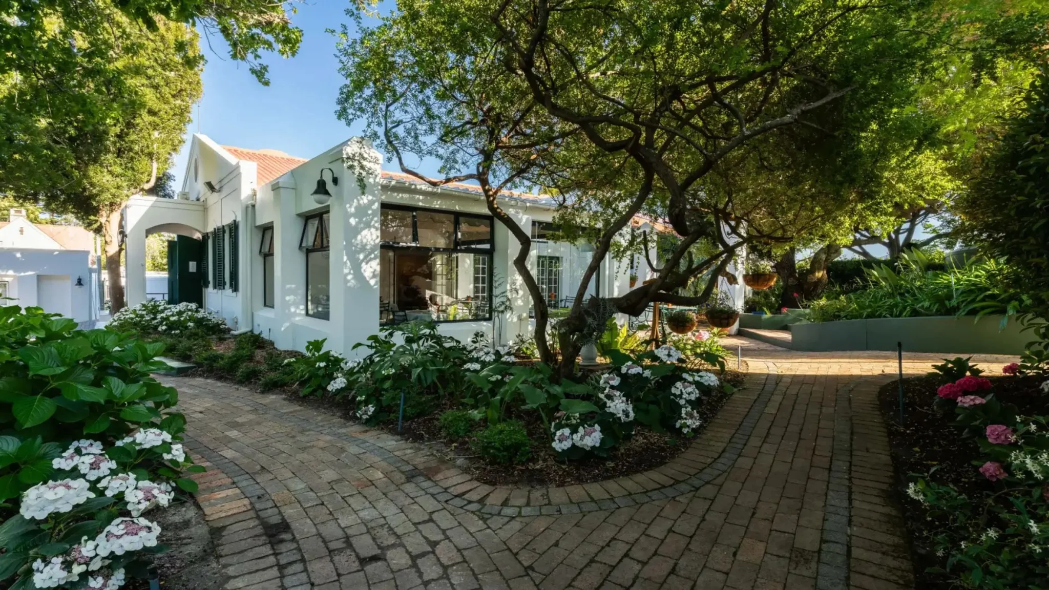 Eikendal Vineyards accommodation