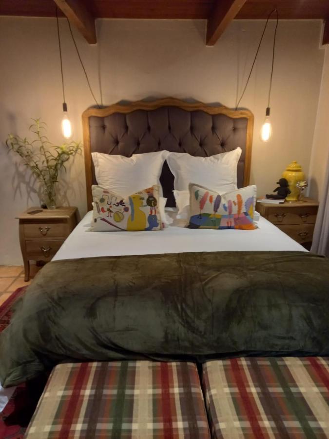 Standard Queen Room — photo 1