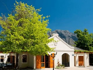 Theuniskraal Wines — Western Cape wine estate