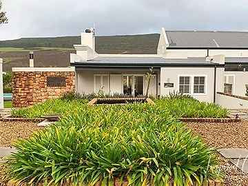 South Hill Vineyards accommodation in Elgin