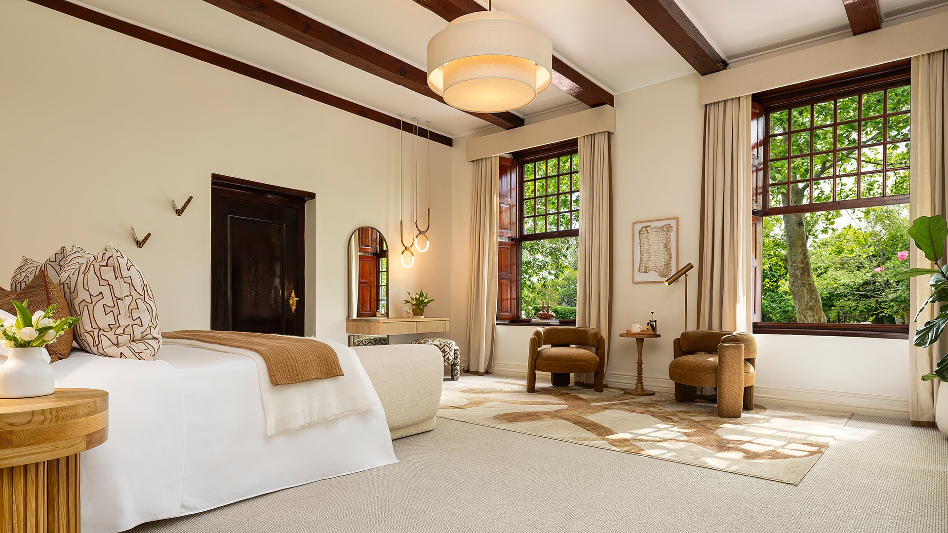 Manor House One Bedroom Suite — photo 1