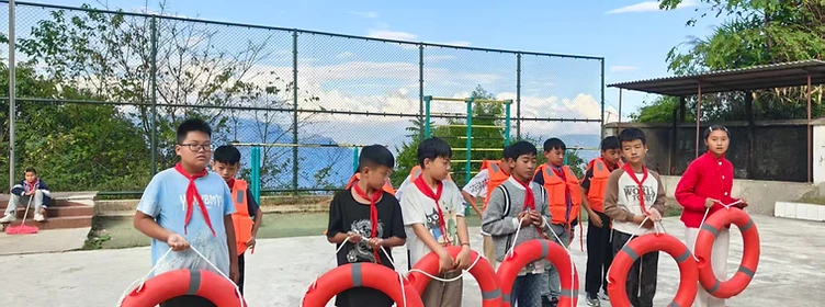 Life Afloat water safety lesson with children and life vests
