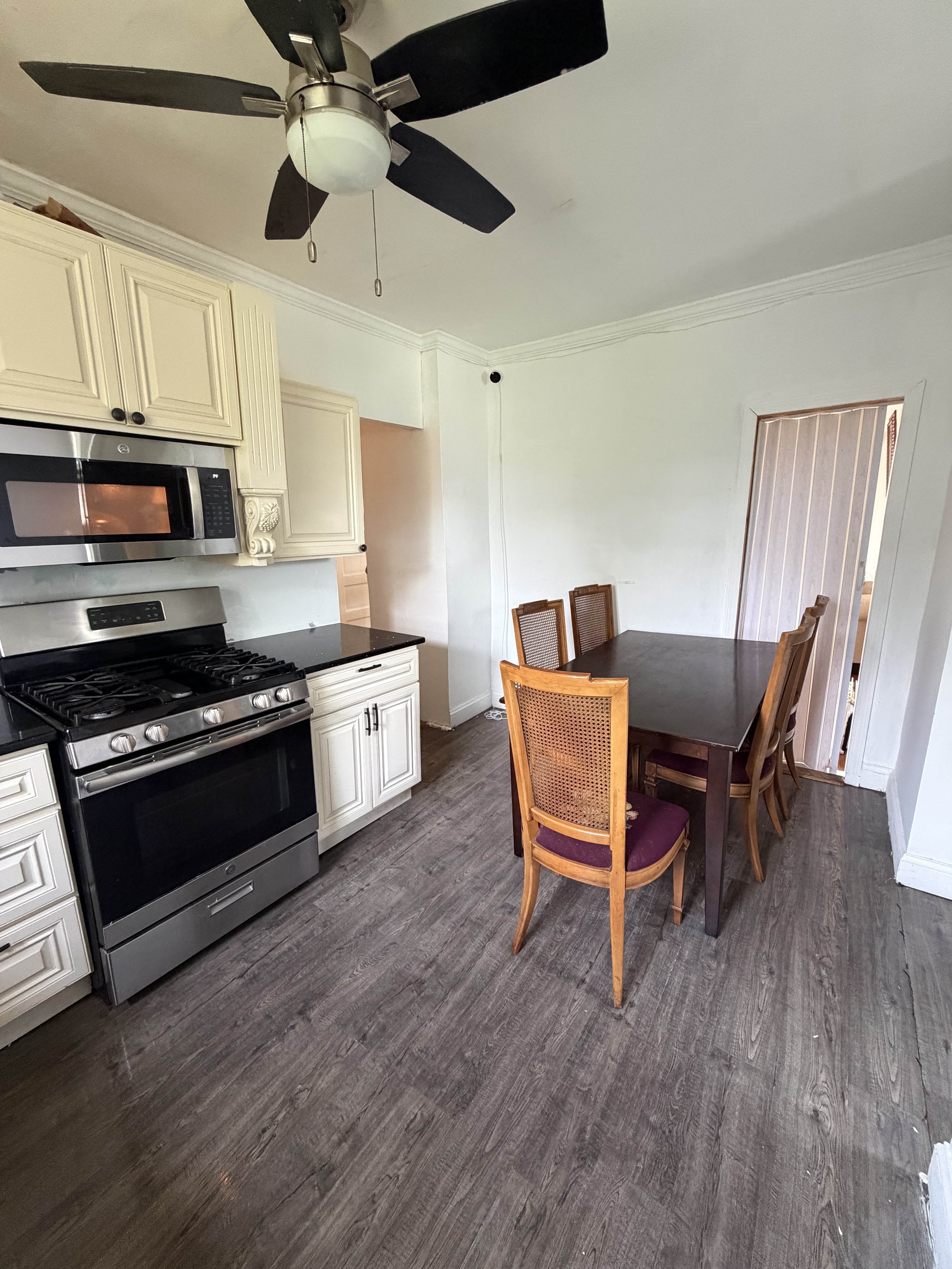 Kitchen and dining area