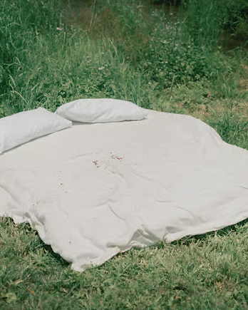 Field Bed