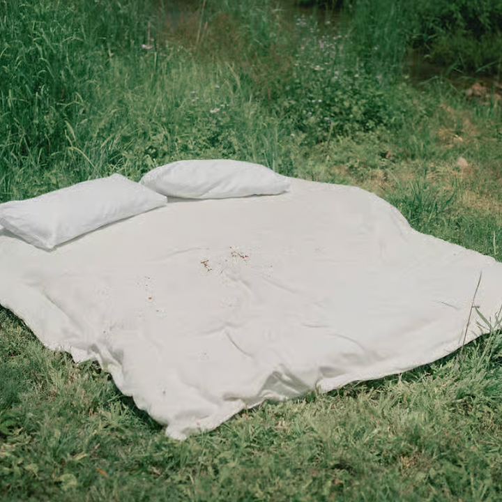 Field Bed