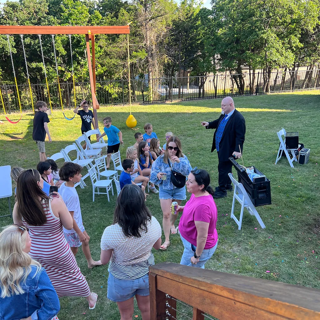 Magician at an Oklahoma City event