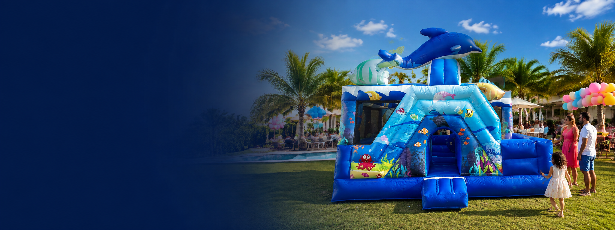 Castelo inflável da Baby Brink em festa ao ar livre com família se aproximando