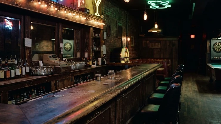 Mahuffer's — bars