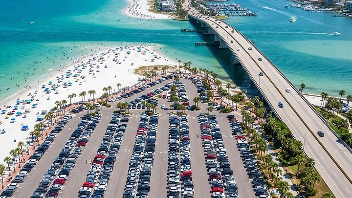 Clearwater Beach Parking Guide: Lots, Costs & Smart Alternatives