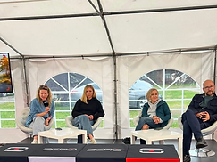 Panel dyskusyjny podczas trasy