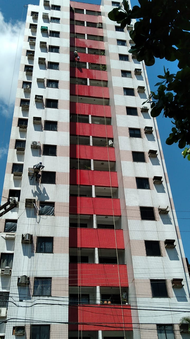 Limpeza e Manutenção de Fachada
