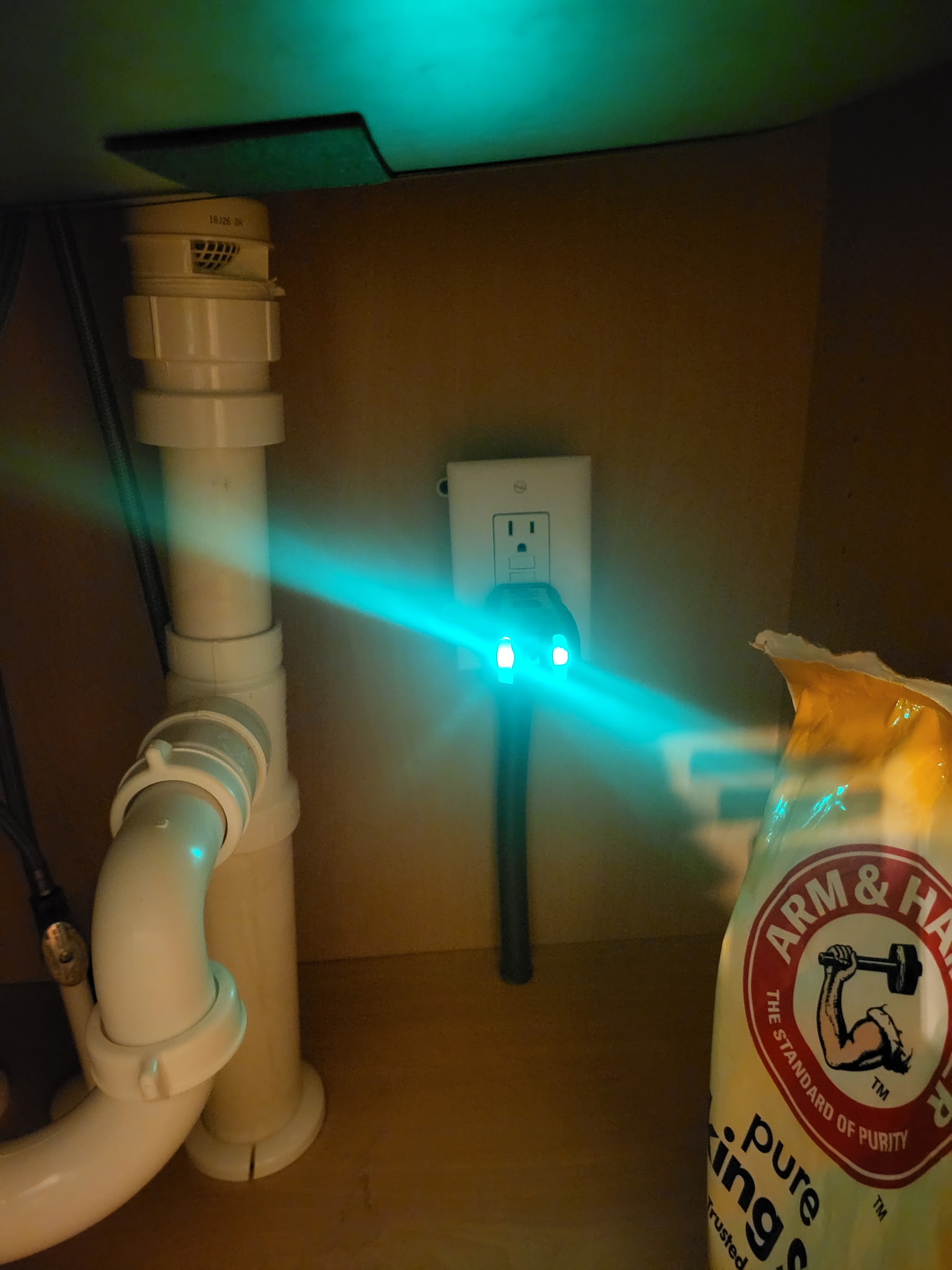 Under-Cabinet Receptacle