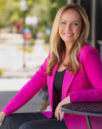 Jamie Stevens, Broker and Owner of Sunkissed Properties of Florida