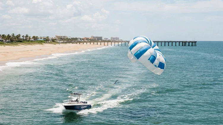 Chute 'Em Up Parasail — water-sports