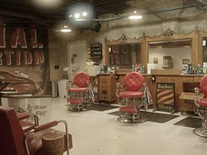 Mac's Place