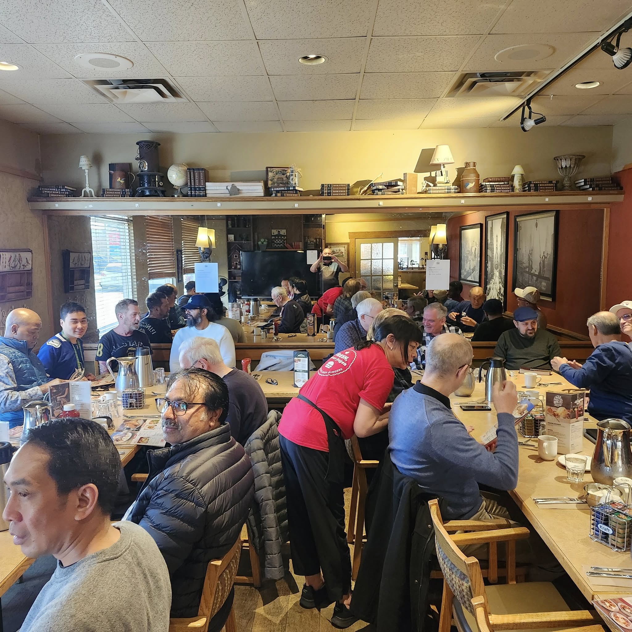 Men's Breakfast 2025 photo 2