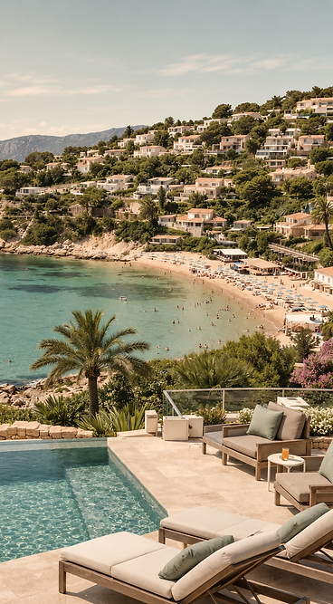 Panoramablick über die Küstenlinie der Costa Blanca