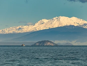 Lake Taupō & Mt Ruapehu