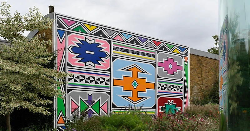 Dr Esther Mahlangu's Serpentine mural 'Umuntu ngumuntu ngabantu' in the Serpentine North Garden, London