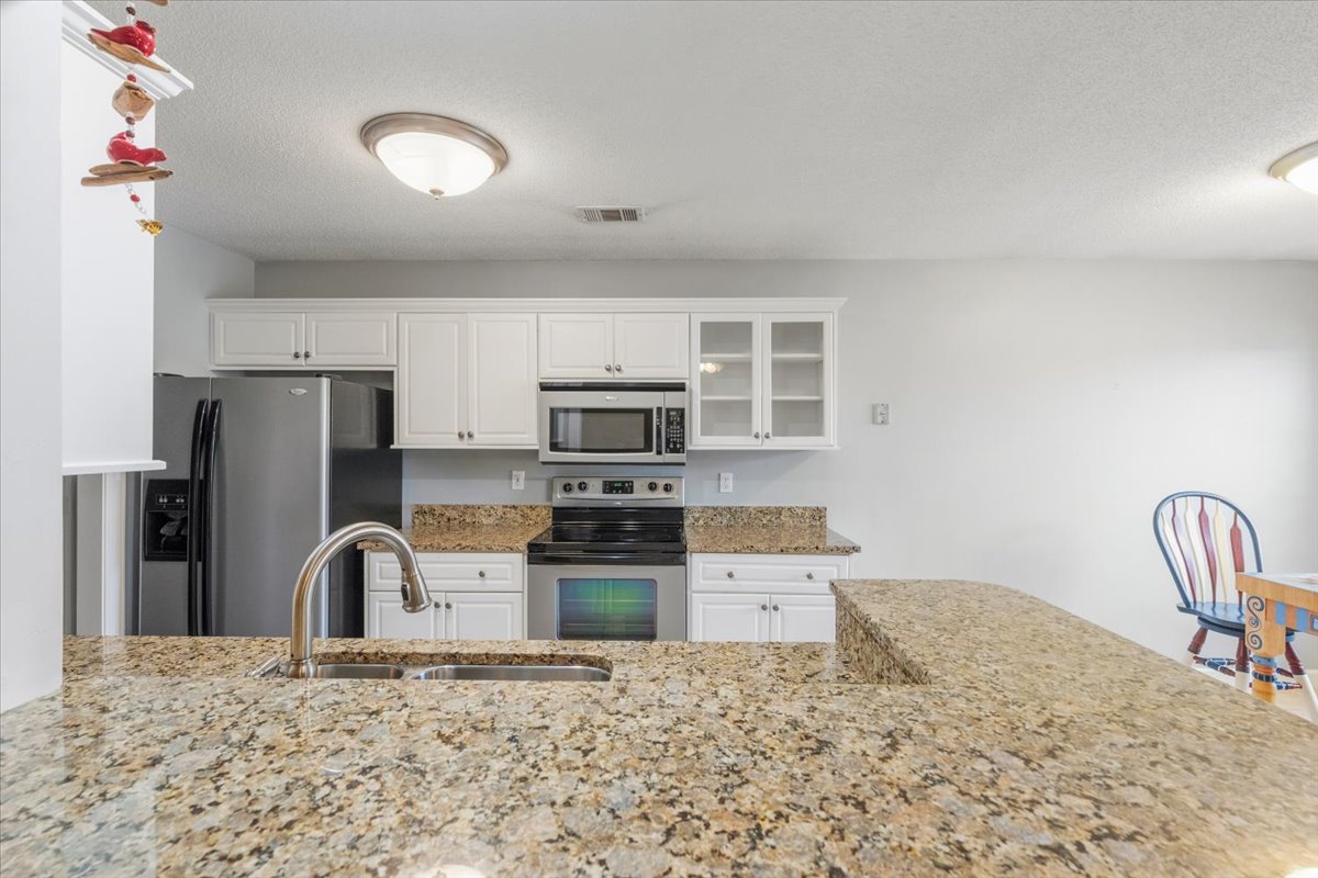 Kitchen at 257 Hudson Trace