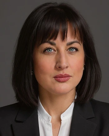 Portrait of Andrea MacLeod, Chair