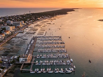 Bassin d'Arcachon au coucher du soleil