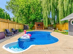 4 Bed / 3 Bath Home with Pool & Hot Tub 1