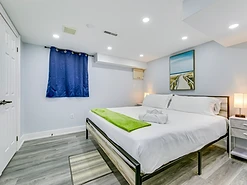 6 Bed / 3.5 Bath Home 3
