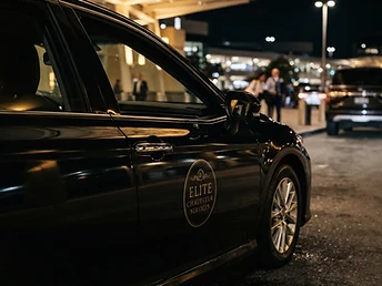 Toyota Camry noire — Taxi Travel 31 à Toulouse
