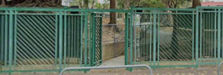 Entrance gate to the Ocean Park pitch