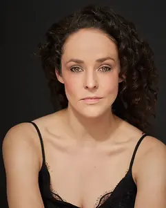 Lucy  Maunder