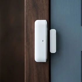 Macro photograph of a wireless door contact sensor