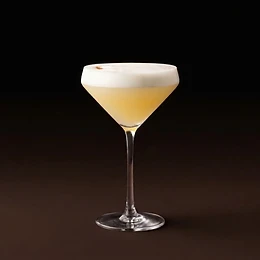 Pisco Sour elaborado por ODS Oasis de Sabores, coctelería para bodas en Mallorca