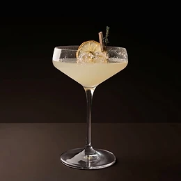 Margarita de tomillo elaborado por ODS Oasis de Sabores, coctelería para bodas en Mallorca