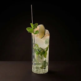 Mojito elaborado por ODS Oasis de Sabores, coctelería para bodas en Mallorca