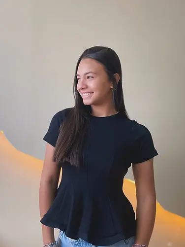 Blusa com Manga em Ribana