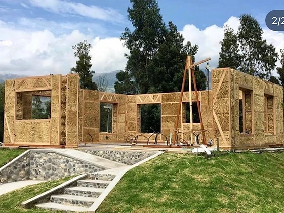 Estructura de paneles de tamo en construcción
