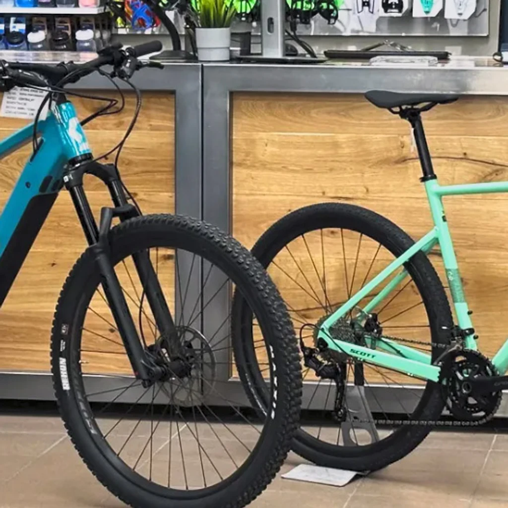 E-bike górski i rower gravel w KawisBike