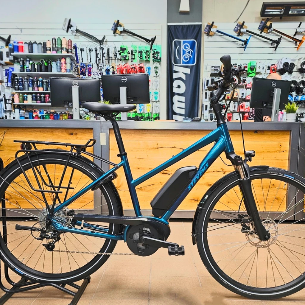 Rower elektryczny Stevens E-Molveno w salonie