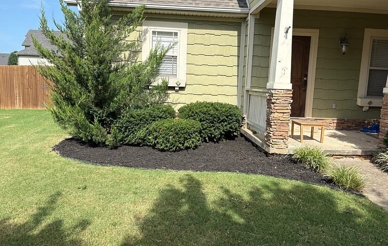Mulch Installation in Rogers, Arkansas