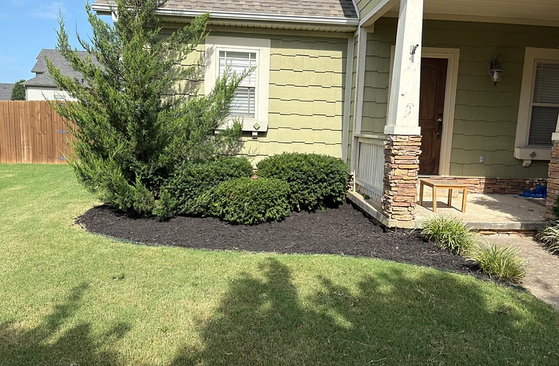 Mulch installation in Northwest Arkansas
