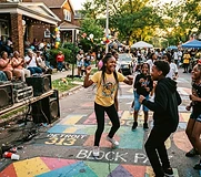 Food trucks & yard games