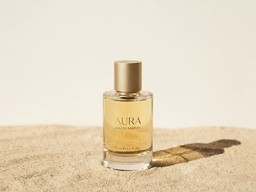 Anúncio minimalista de fragrância