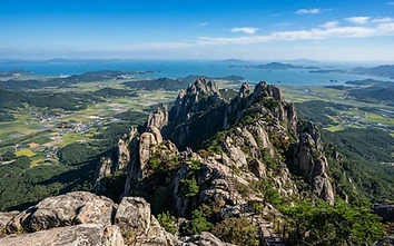 Wolchulsan Sanseongdae Ridge Hiking Tour