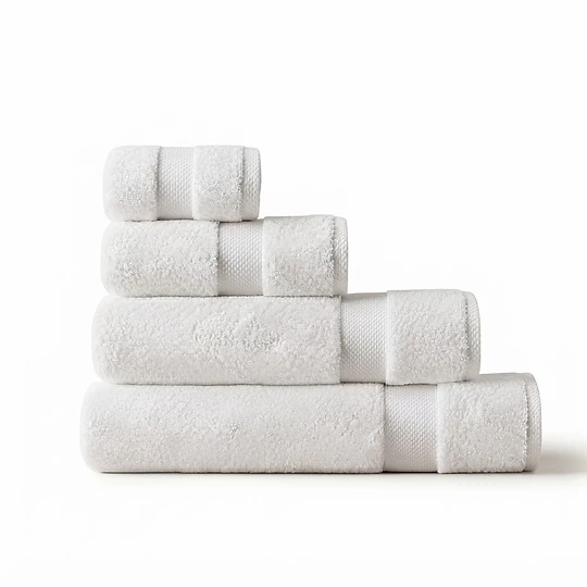 Towels with custom logo — hospitality