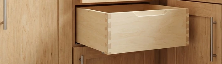 KraftMaid cabinet — Lowe's