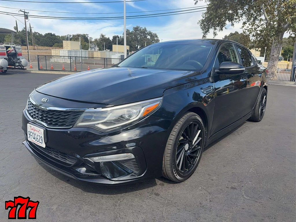 Black Kia Optima