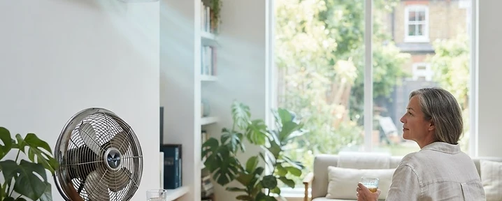 Beyond the Fan: Why Inverter AC is the Smarter Choice for UK Homes